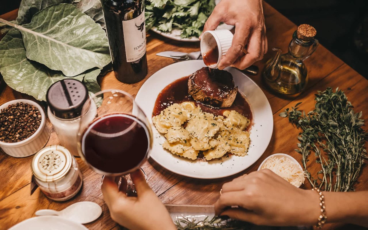 10 Best Restaurants in La Quinta, CA