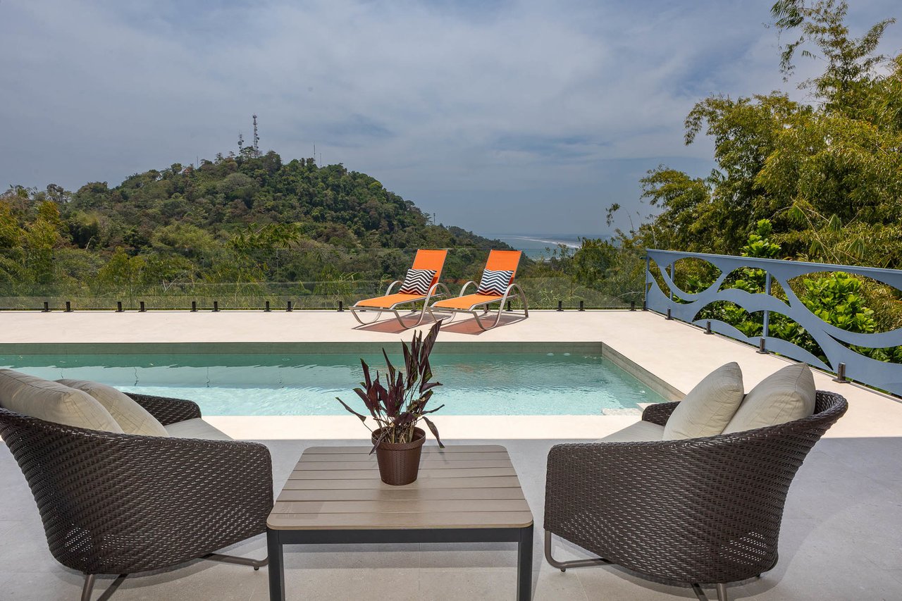 Modern Luxury Villa Near Marina, Manuel Antonio, Puntarenas