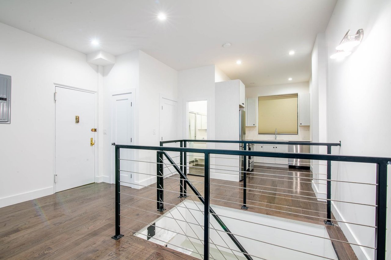 152 Thompson Street, Apt 1-A
