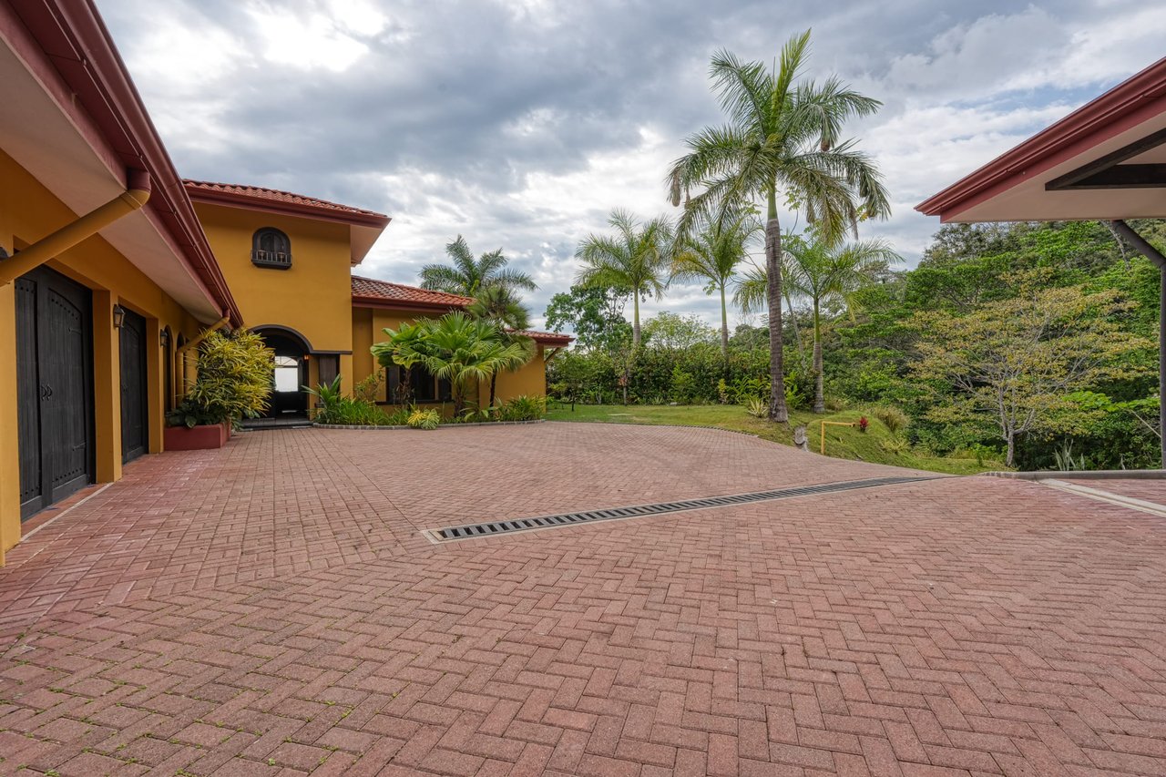 Luxurious Spanish Colonial Estate