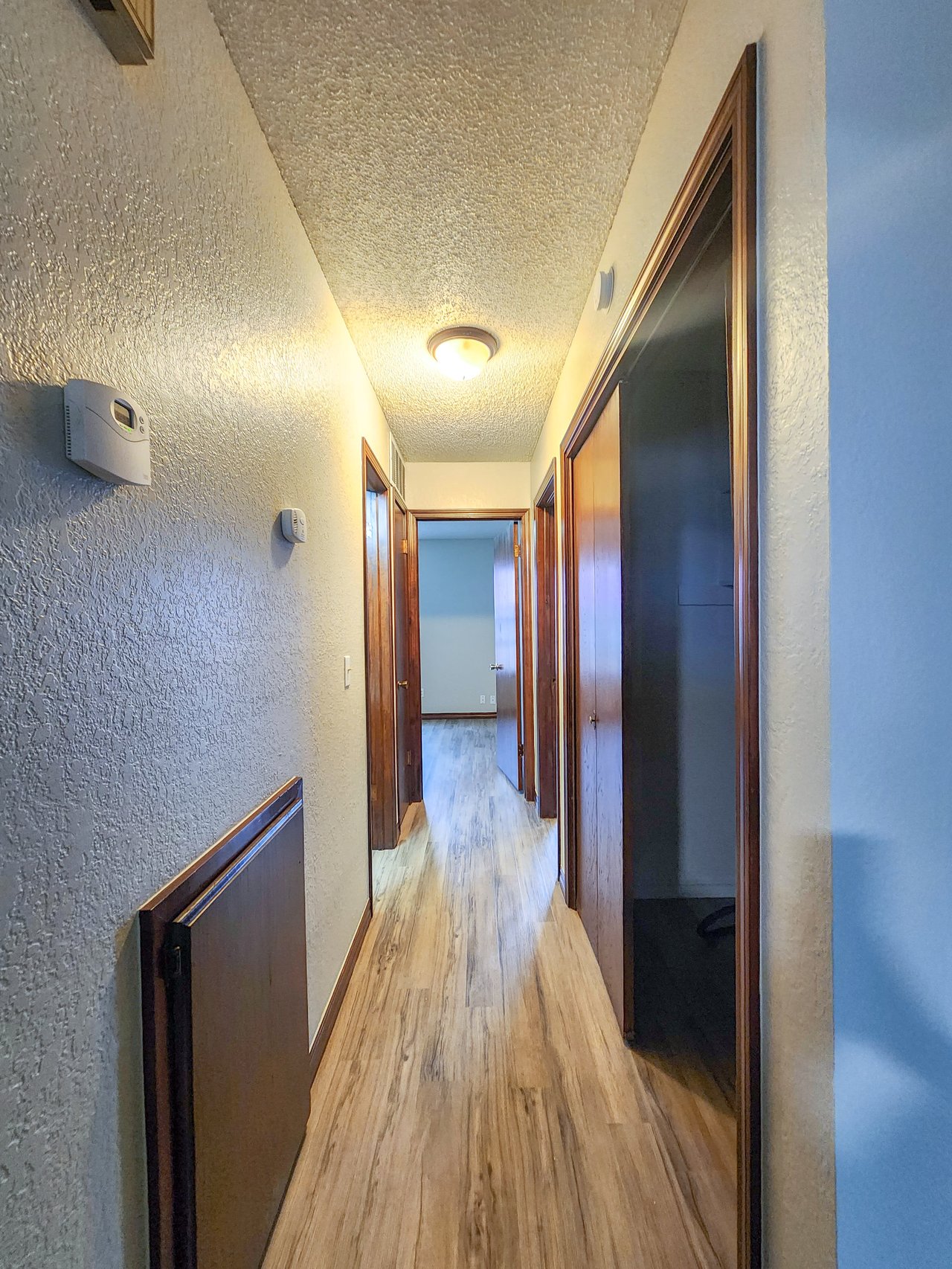 4104 N Market