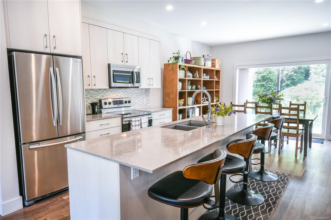 16-625 Hellesen Dr