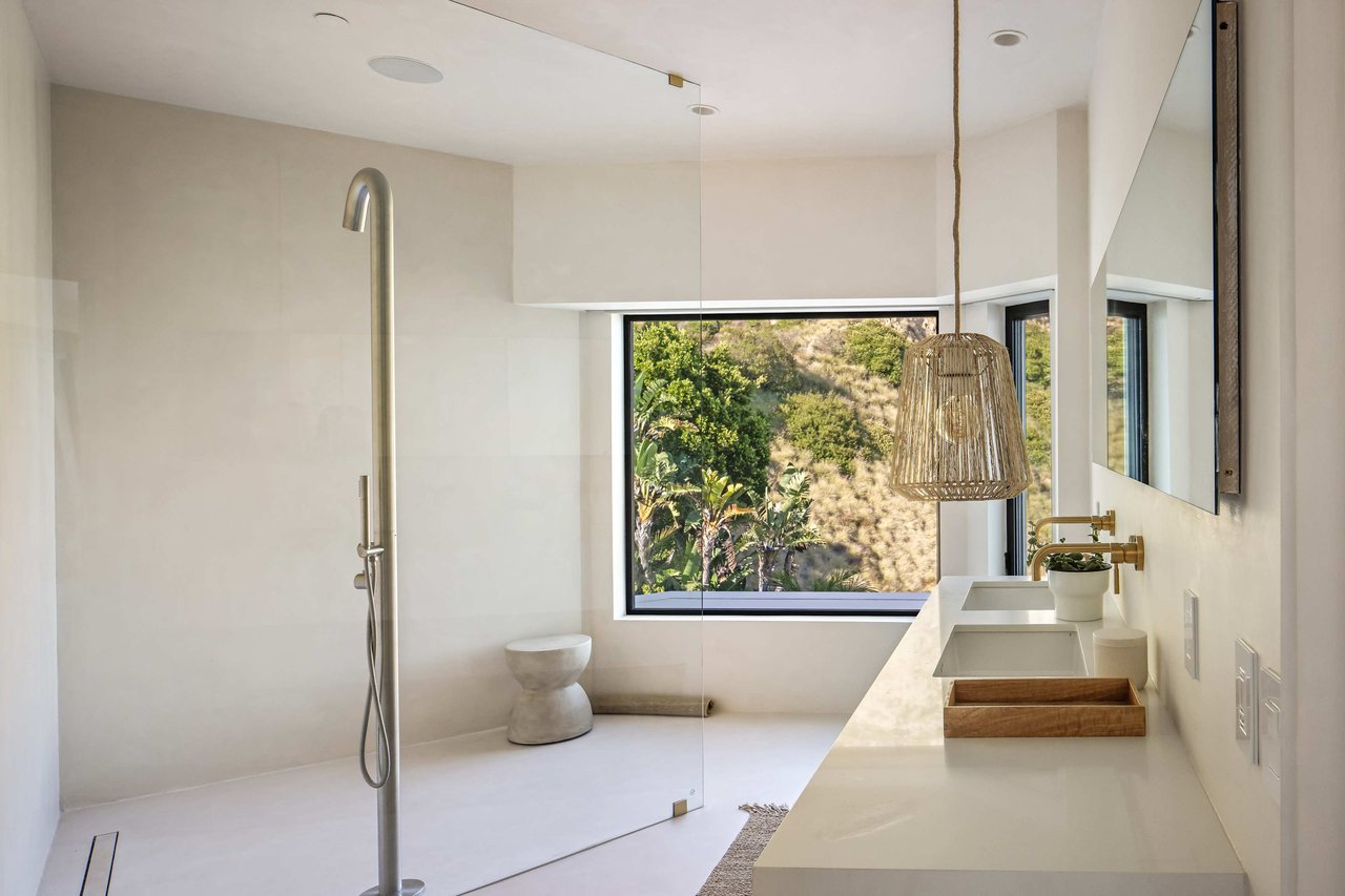 Malibu Blufftop Estate