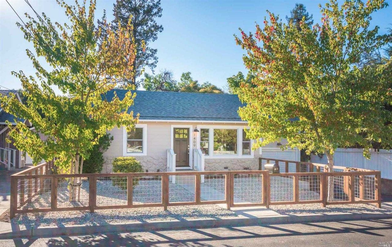 1409 East Ave