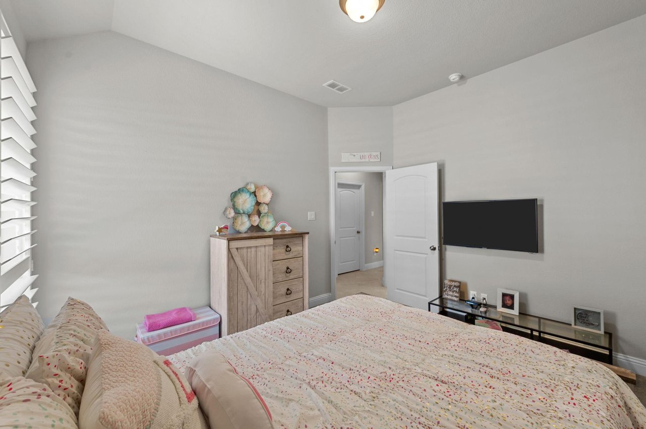 1537 Jocelyn Drive