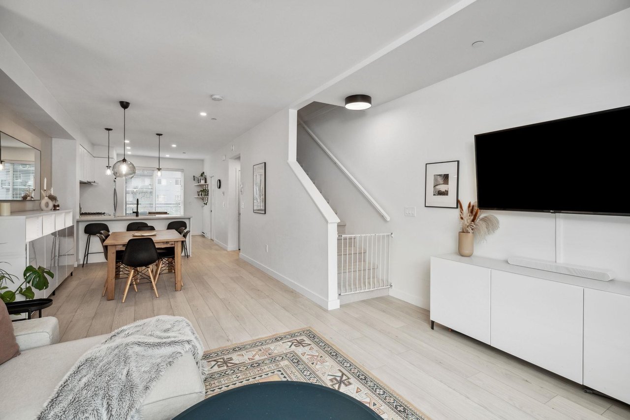 106-3105 St George St