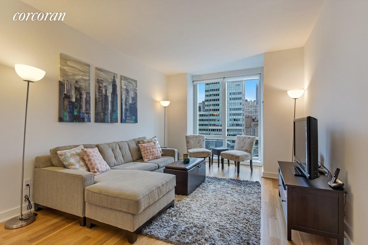 885 Sixth Ave #24F