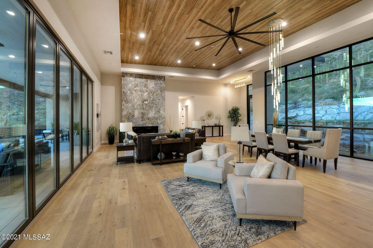 The Gallery At Dove Mountain