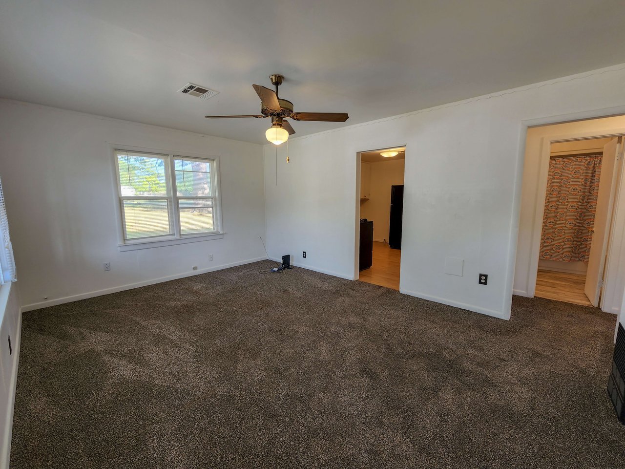 617 W Maple St.
