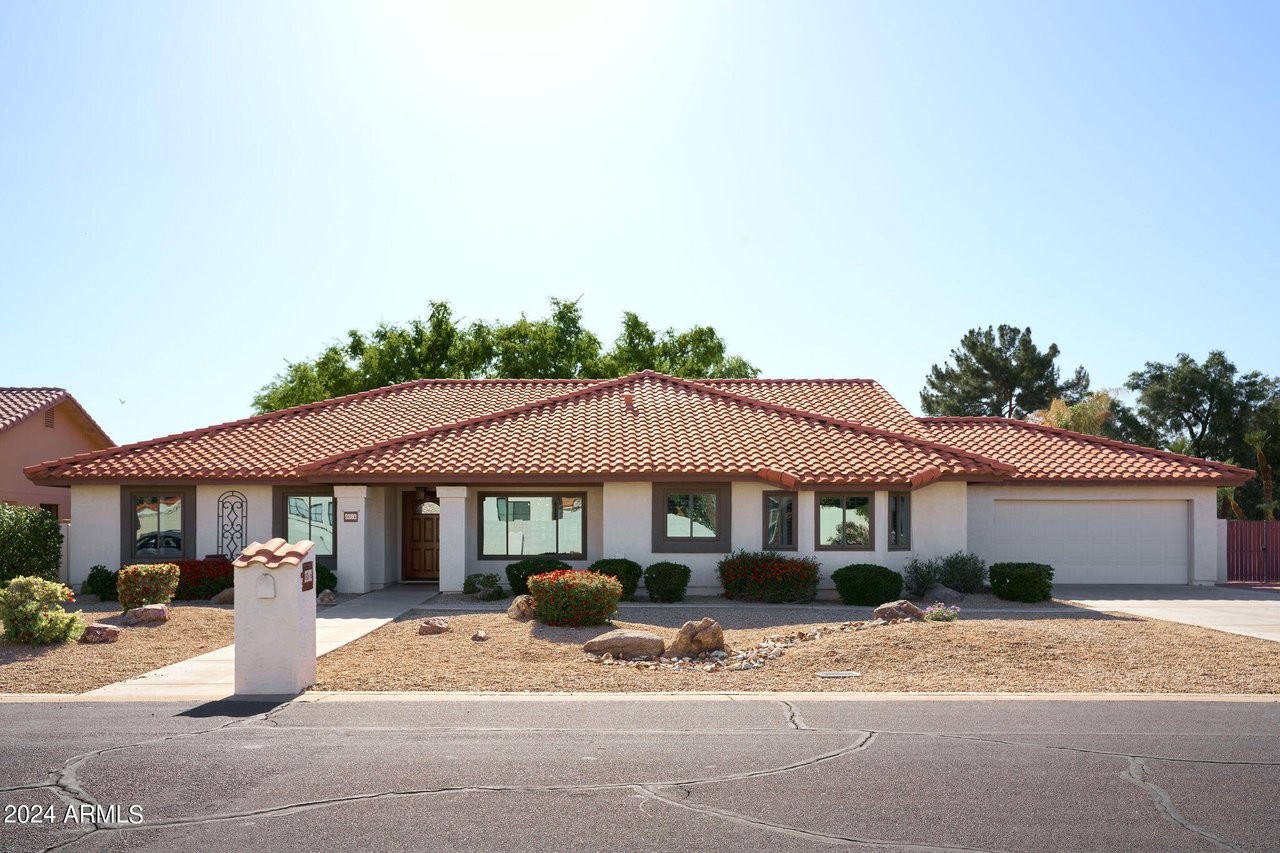 8016 S Grandview Avenue, Tempe, AZ 