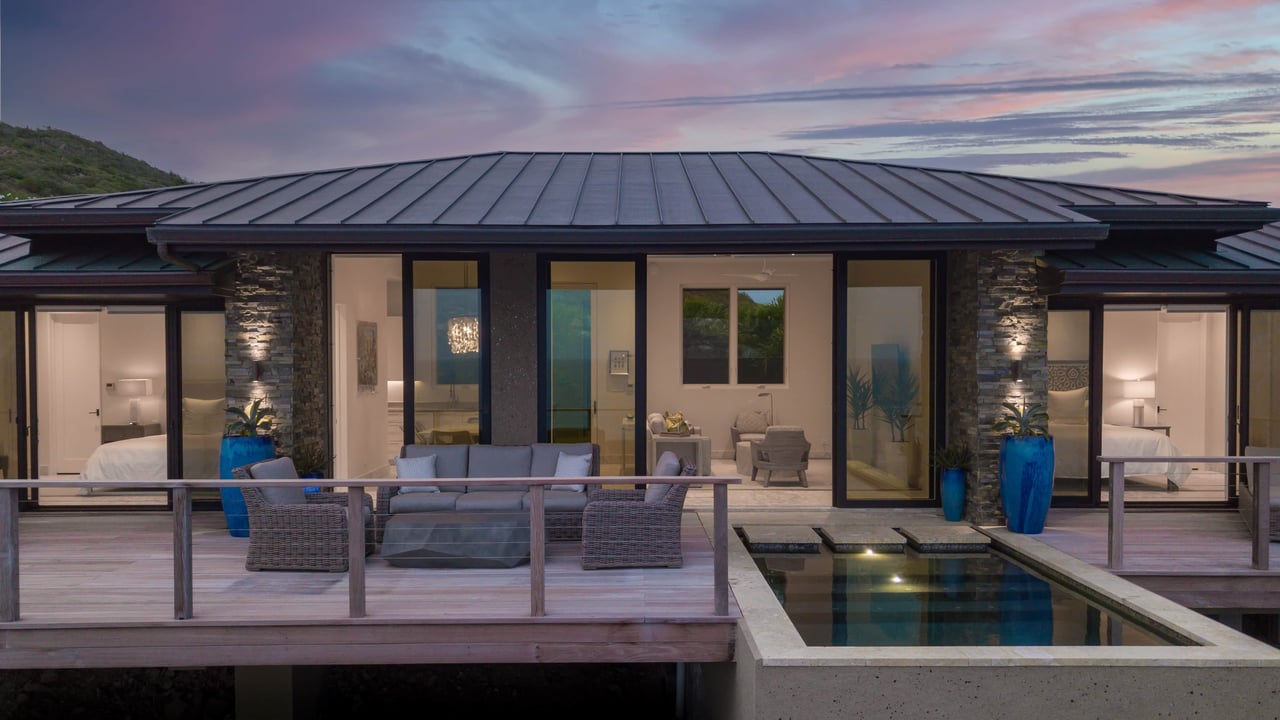 Whale Point Villa