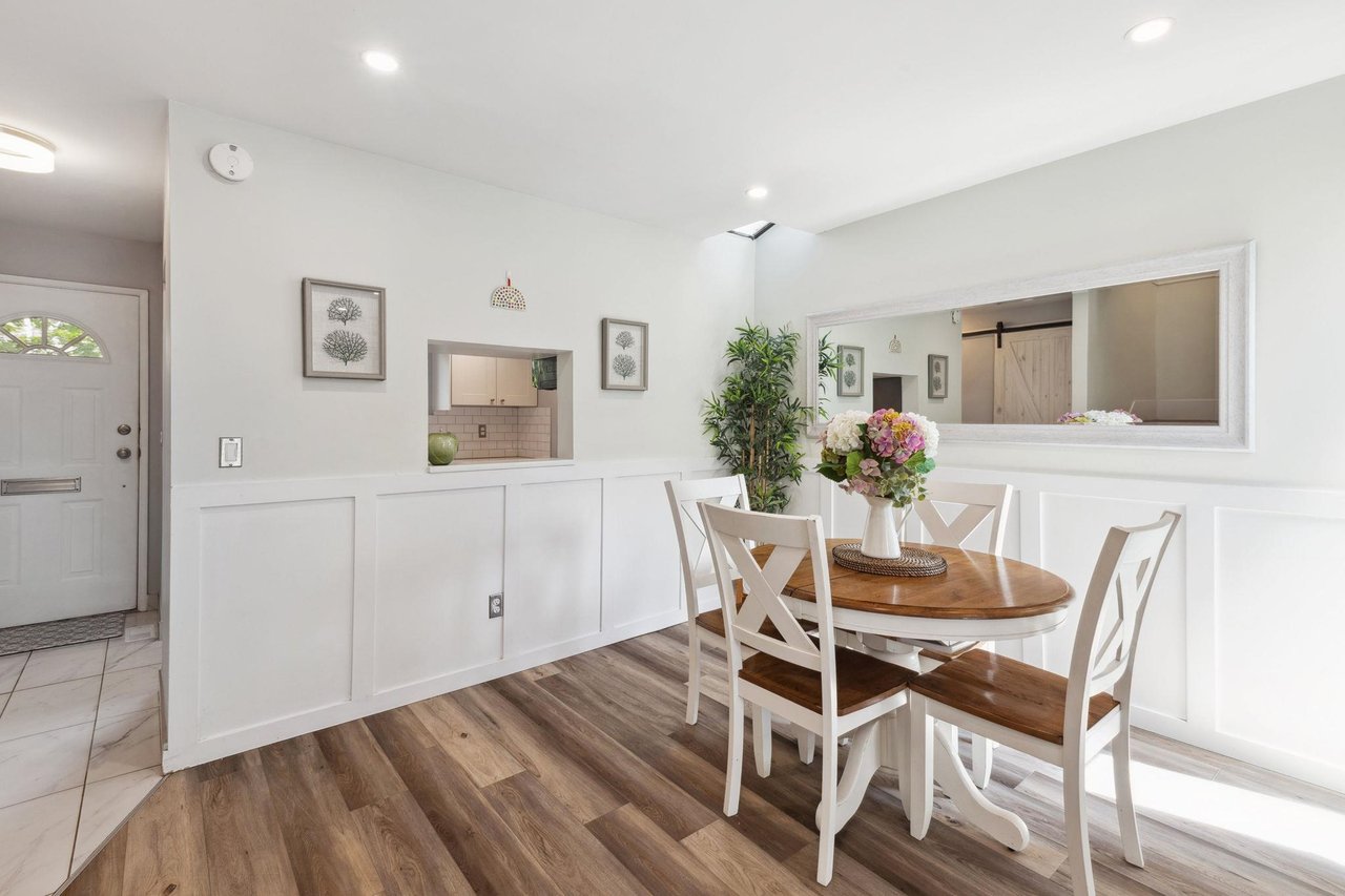 17-225 W 14th St