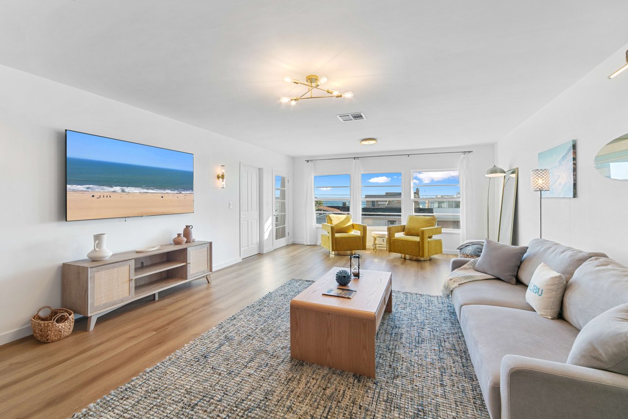 Spacious Malibu Suite with Ocean View