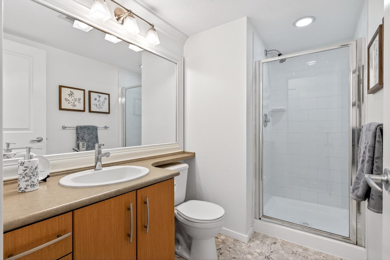 207-500 Klahanie Drive, Port Moody