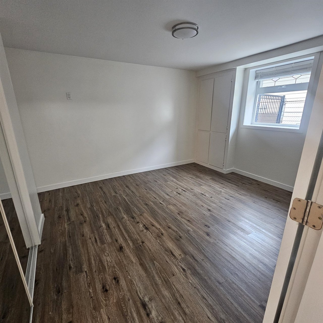 358 Alberta St