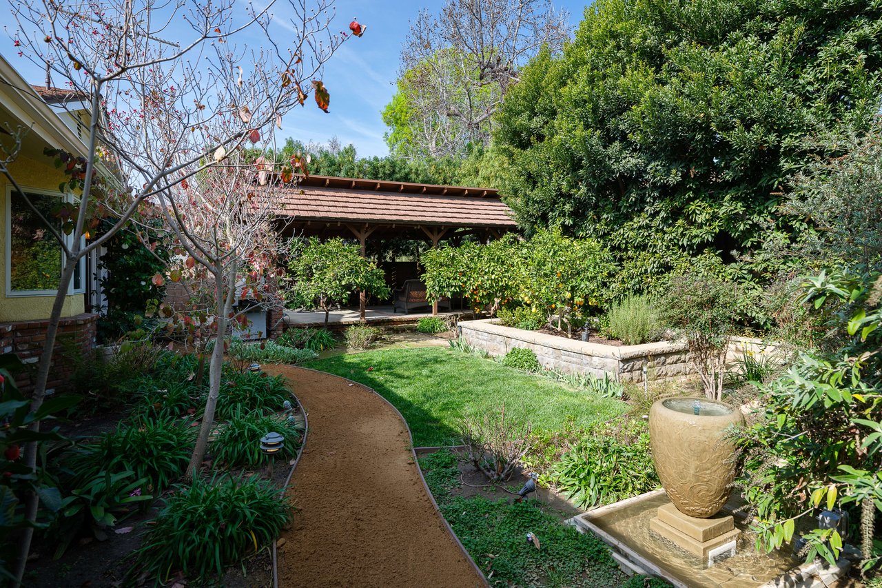 525 Verner Circle
