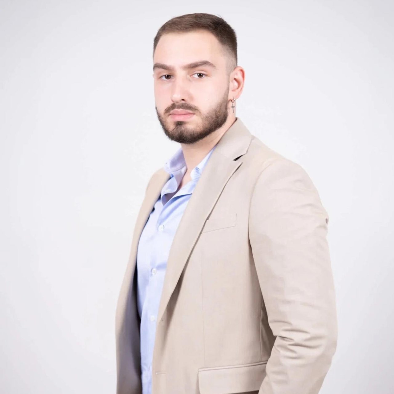 Dusan Sestovic New York, NY Real Estate Agent Headshot