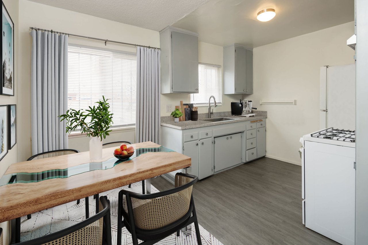 1320 Bush St | Oceanside