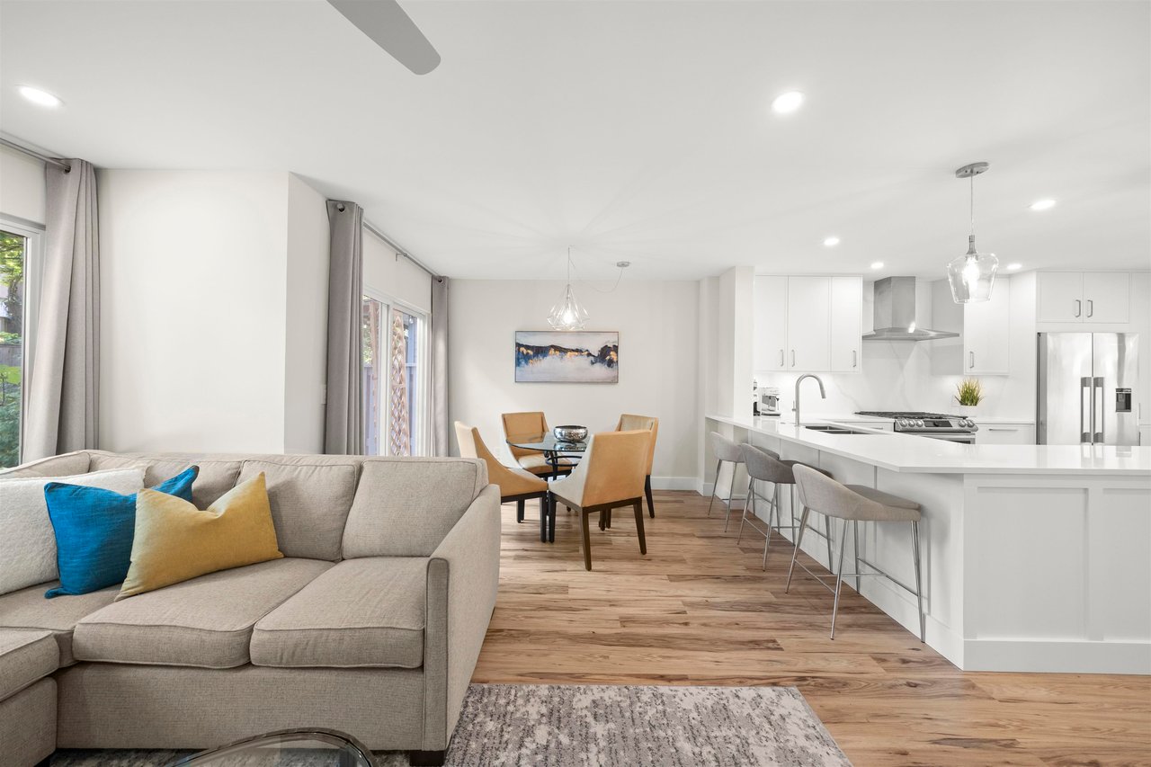 453 Carlsen Pl