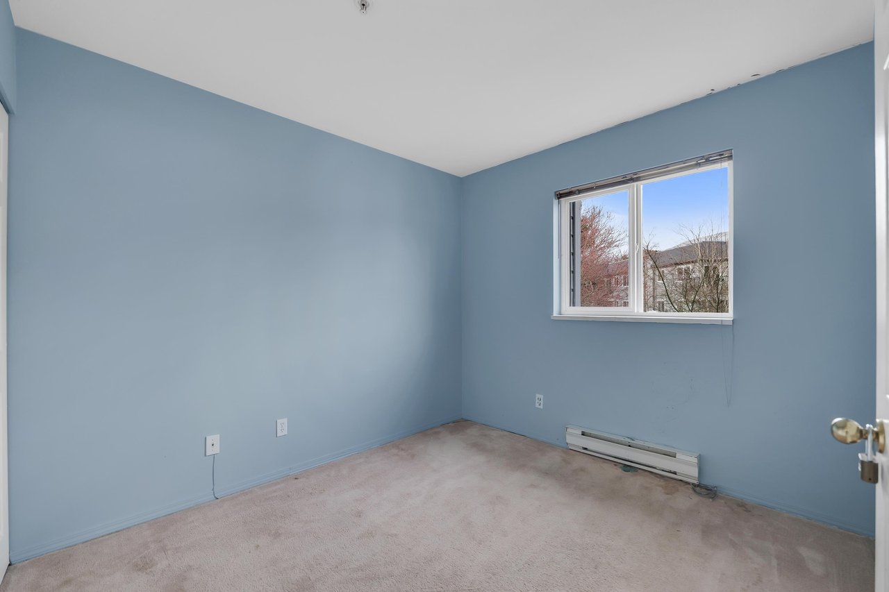 C307-40140 Willow Cres