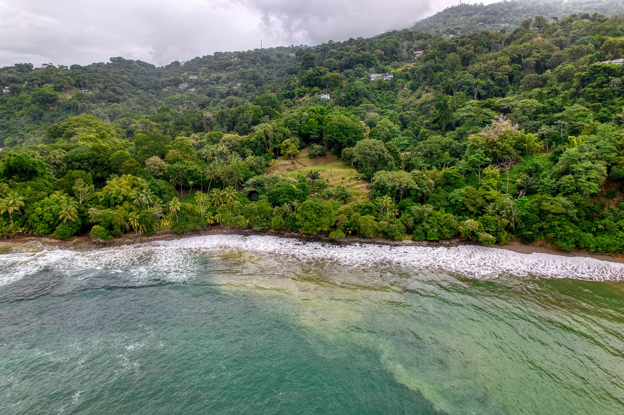 Modern Beachfront Luxury Estate, Dominical, Puntarenas