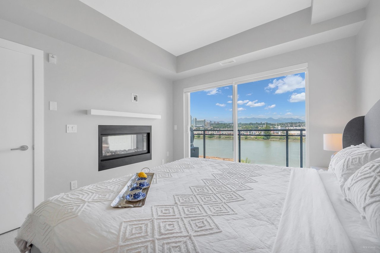 711-10033 River Dr