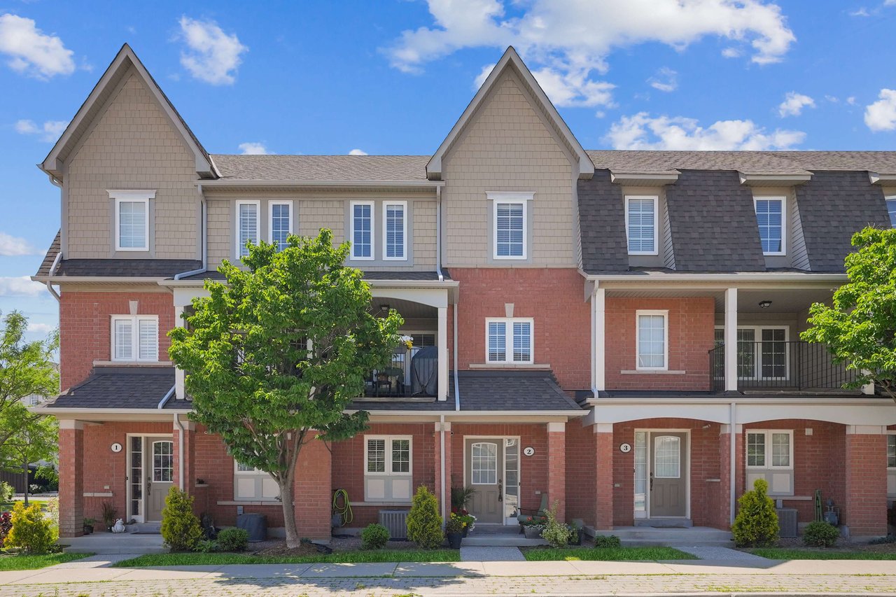 2-2360 Parkhaven Boulevard Unit: 2