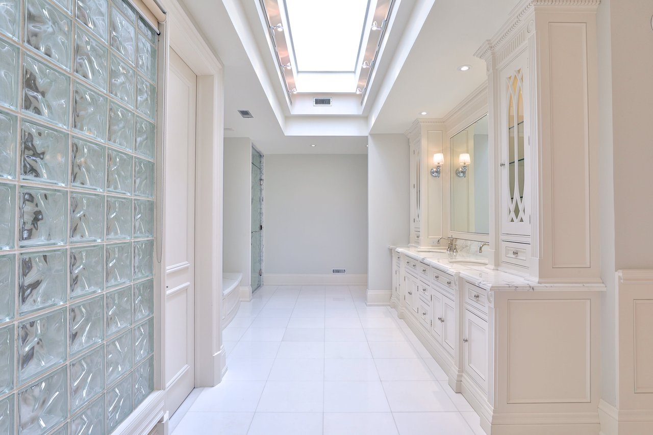 Iconic Bridle Path Estate
