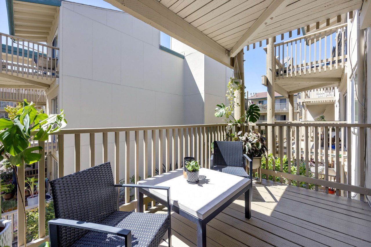 397 Imperial Way #210, Daly City