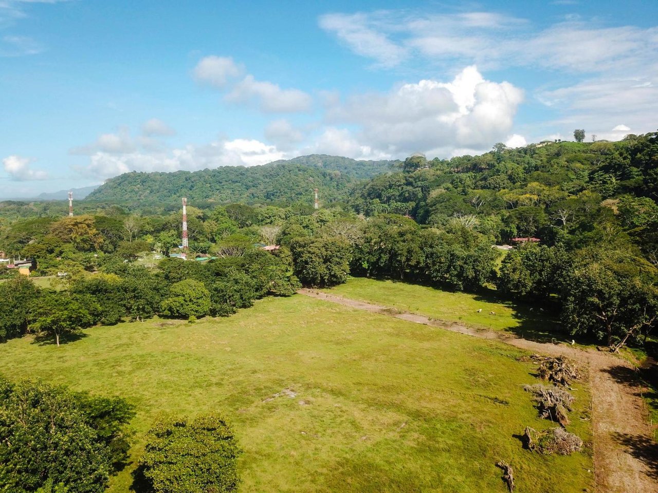 Titled Commercial Development Site, Dominical, Puntarenas