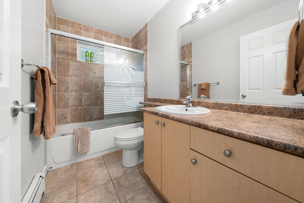 38131 Harbour View Pl
