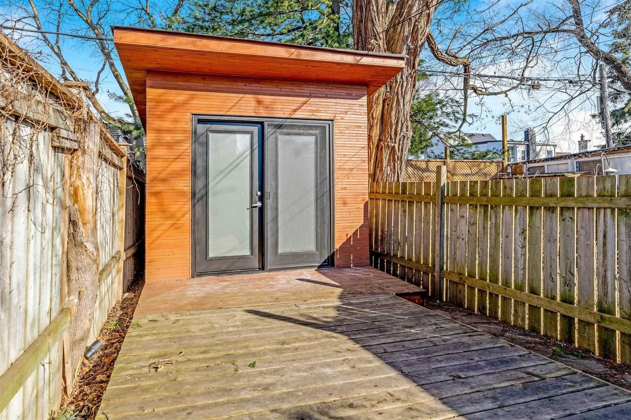 441 Woodfield Rd