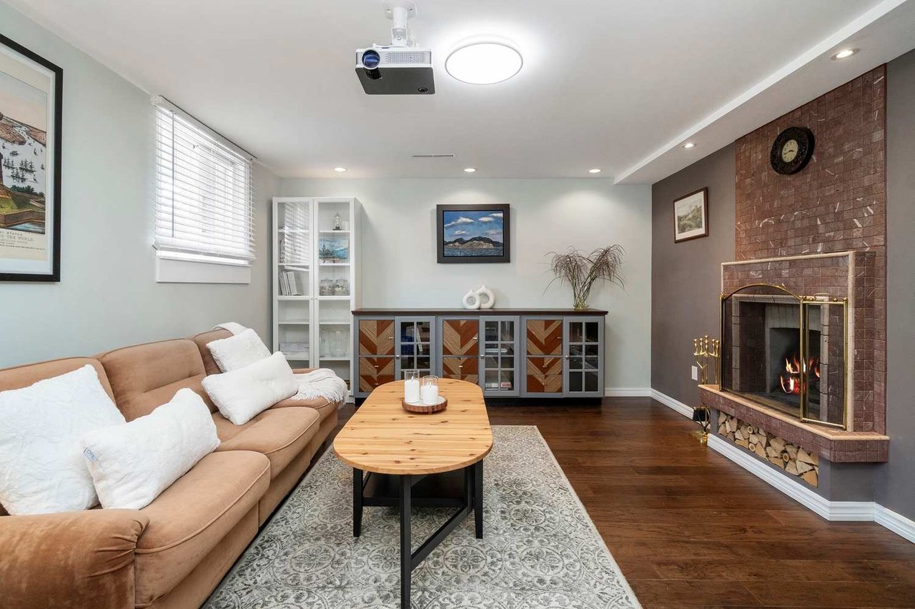 68 Aloma Crescent