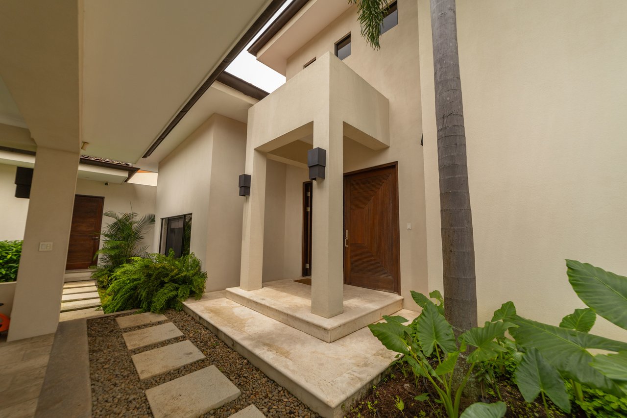 City Family Home, Escazu, San Jose