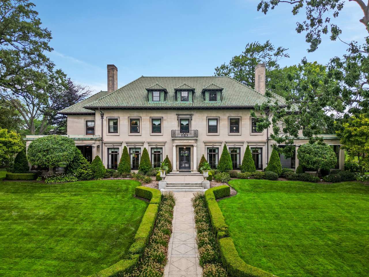 150 West Boston Blvd