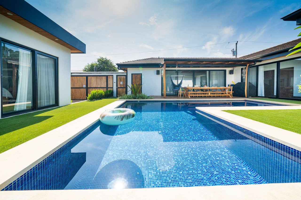 Calle Uno Tamarindo #3 | NEW 4 Bed Home 1 Mile to Tamarindo Beach!