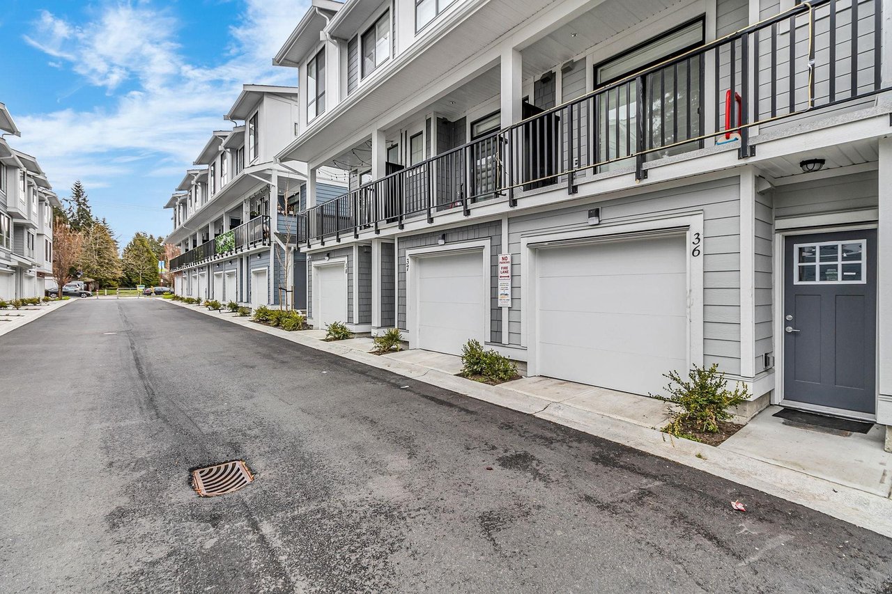 36-11556 72a Ave
