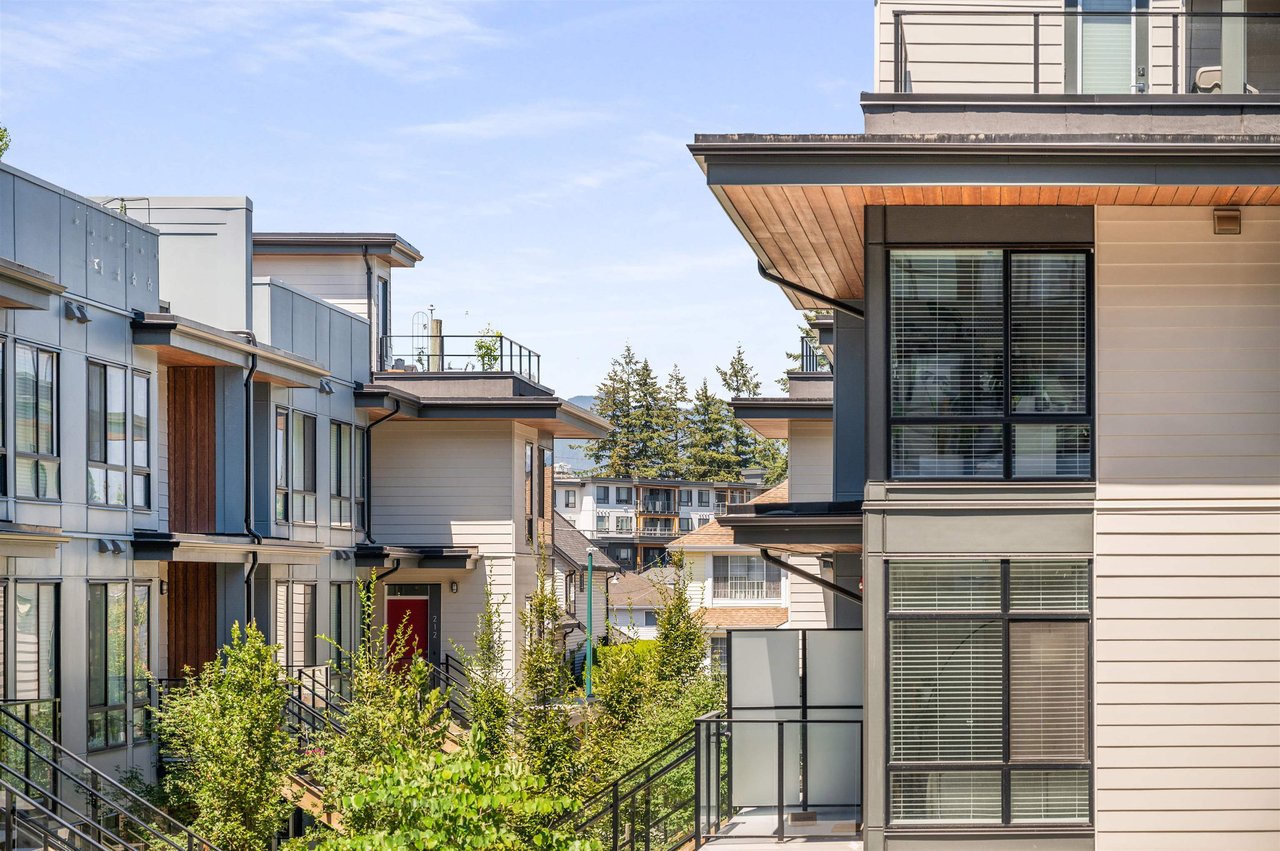 201-707 Como Lake Avenue, Coquitlam