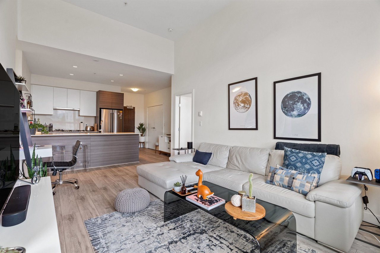 504-4468 Dawson St