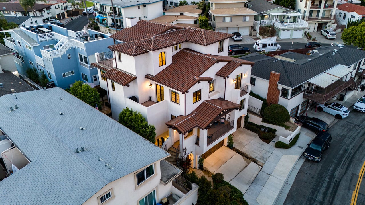 508 VIA VICTORIA