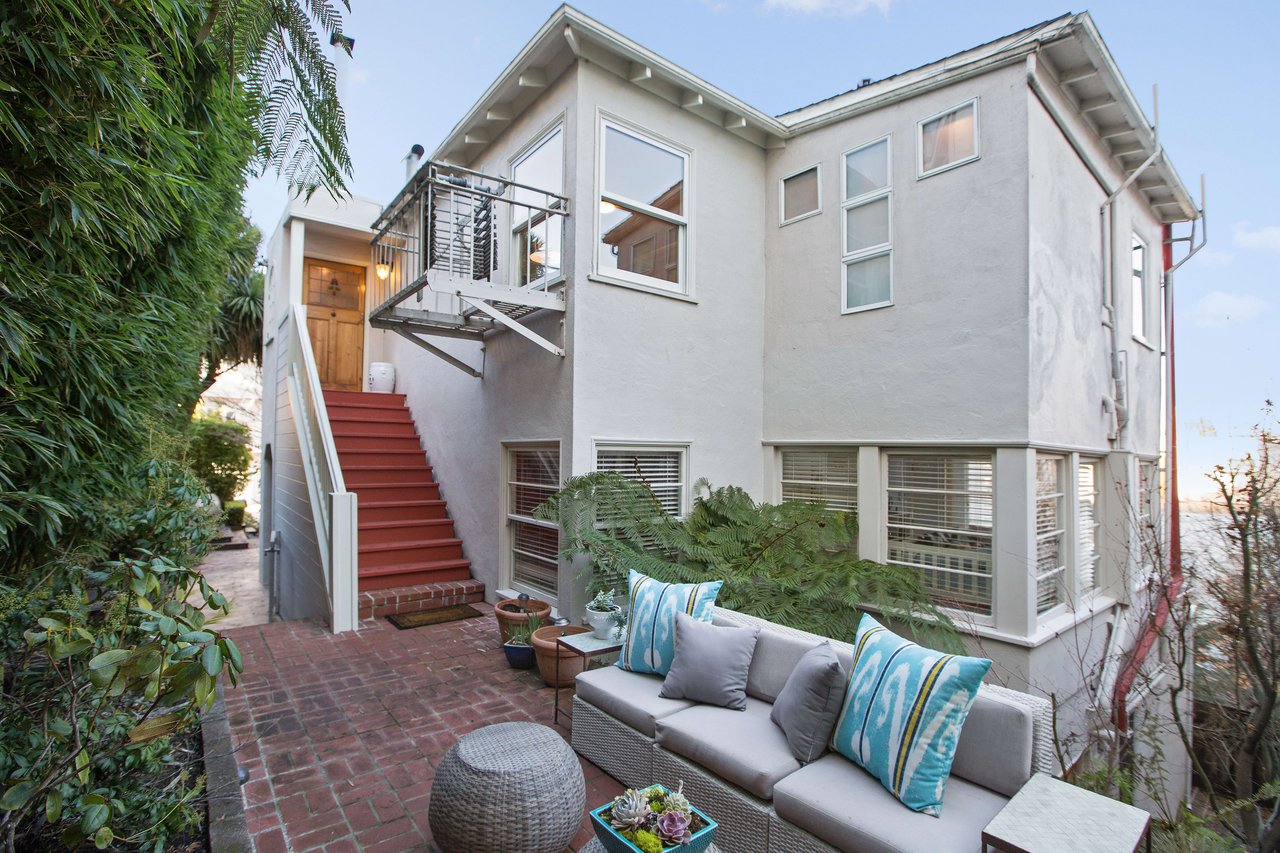 Enchanting Cow Hollow Retreat