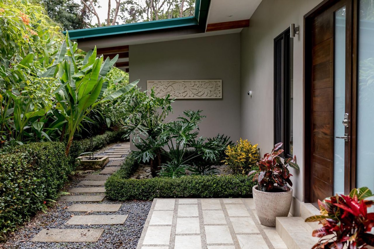 Villa Santo Vida, 4 Bed, Ocean View