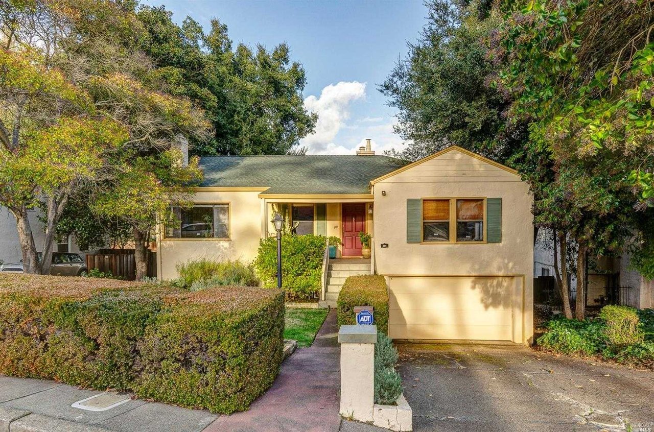 369 El Camino Real