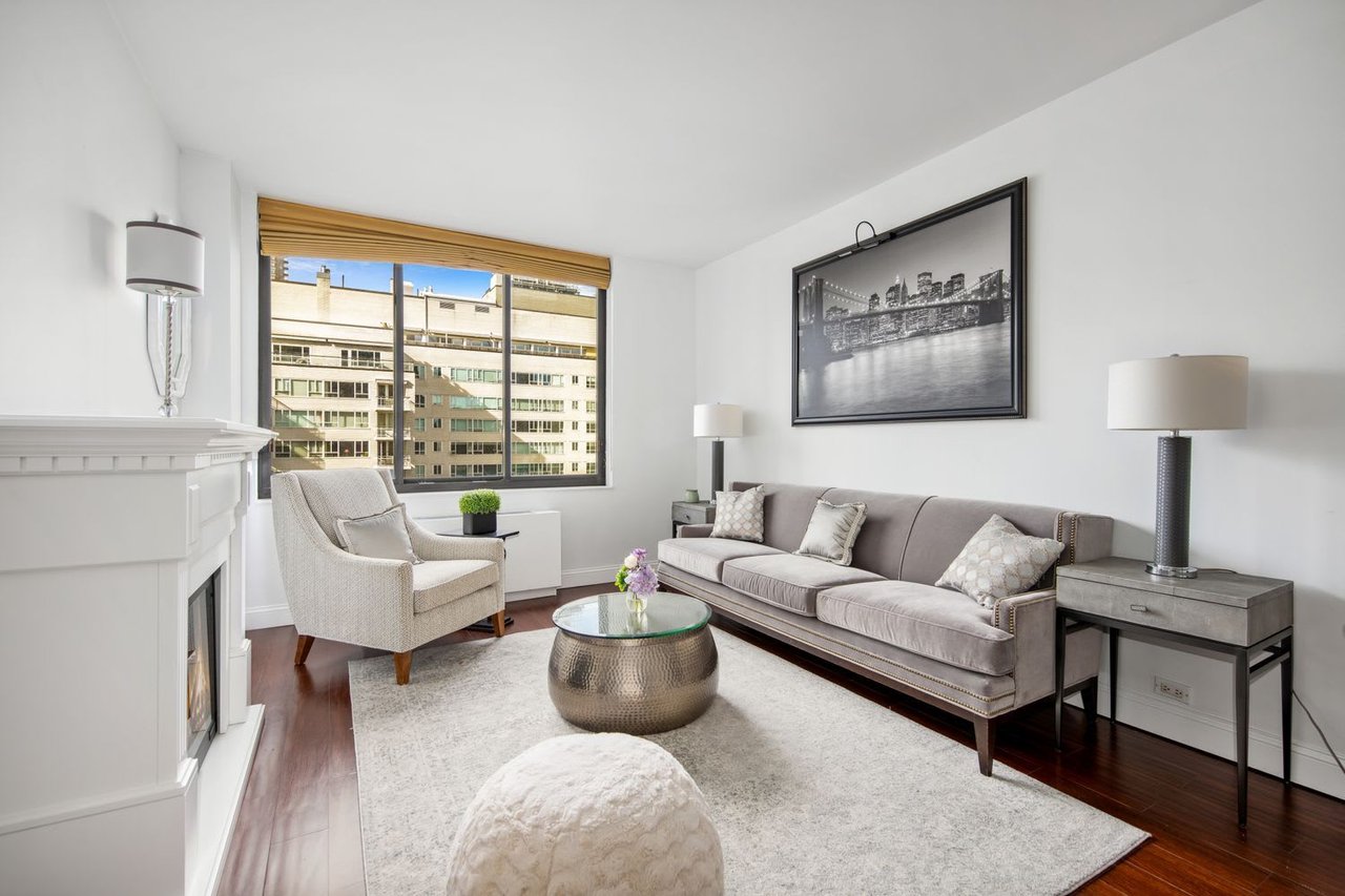 200-210 East 65th Street, Unit 17I