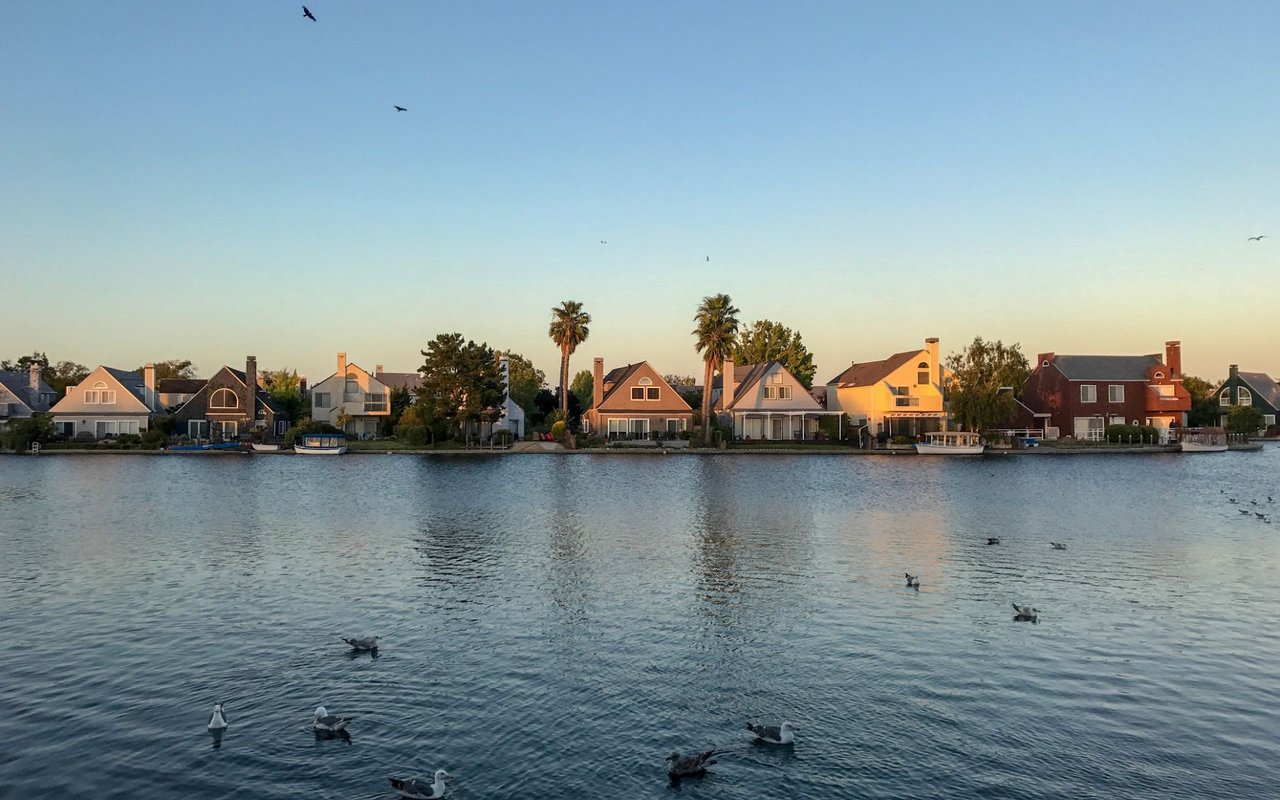 FOSTER CITY