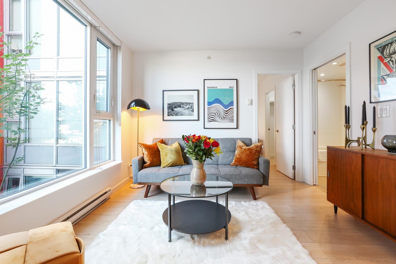 305-933 E Hastings Street, Vancouver