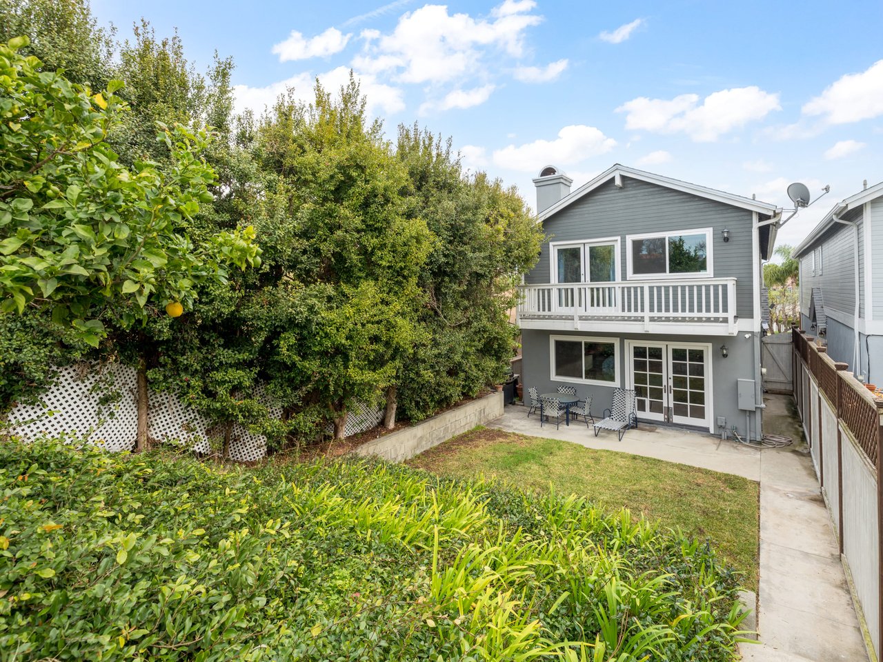 407 Standard Street