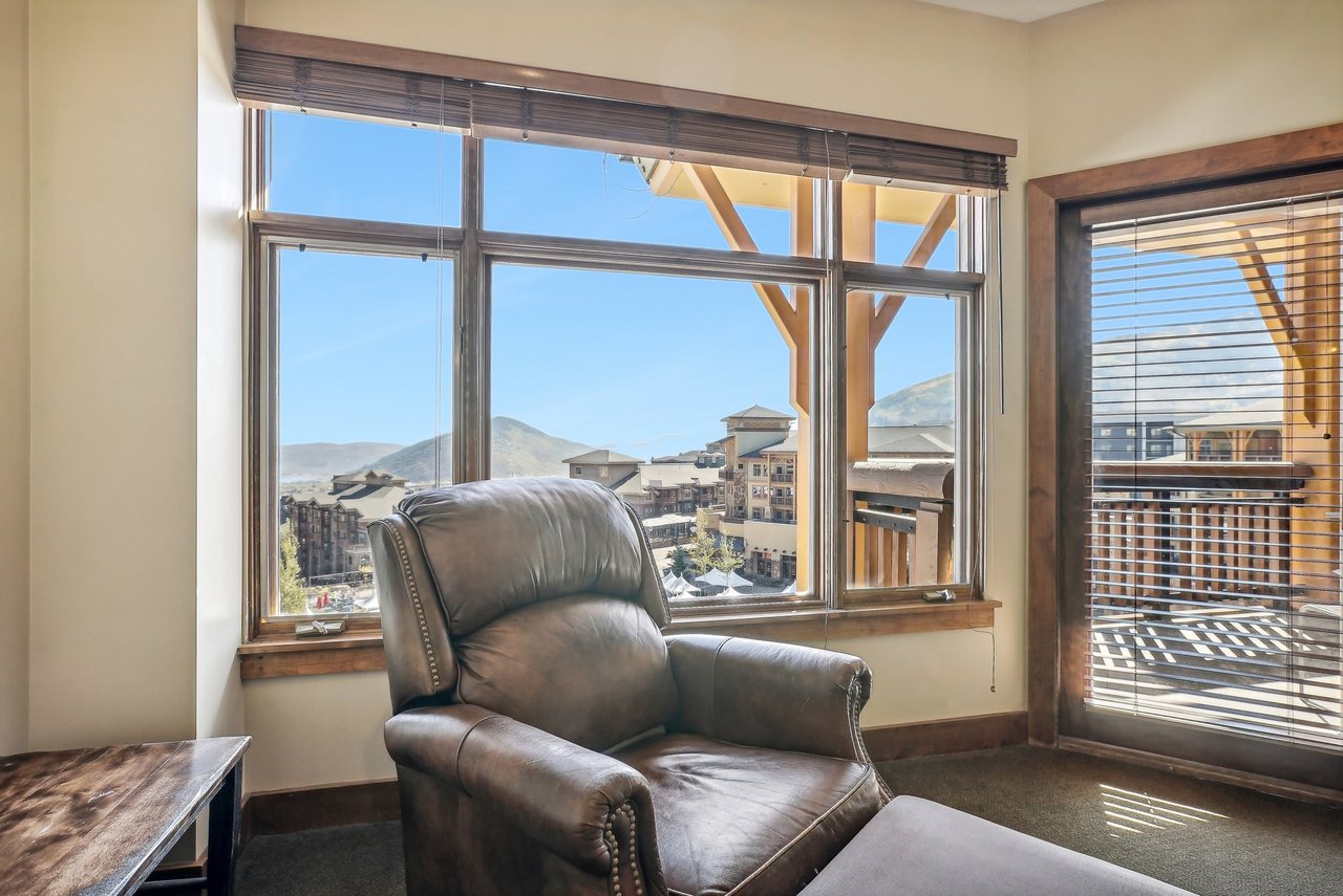 3720 Sundial Ct B517