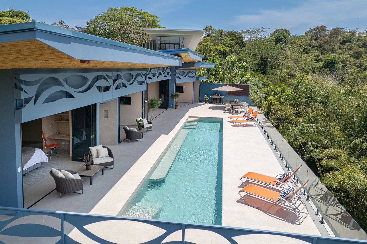 Modern Luxury Villa Near Marina, Manuel Antonio, Puntarenas