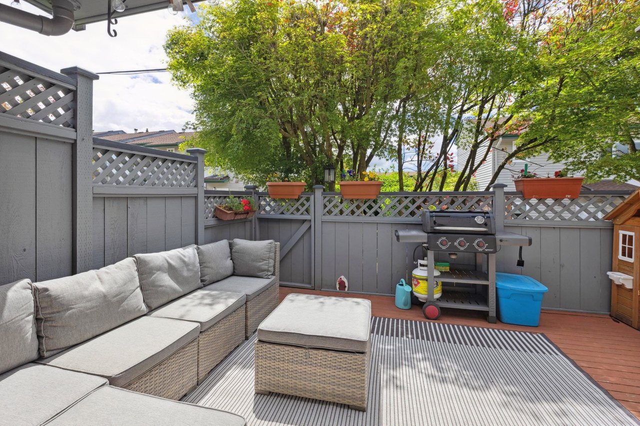 17-225 W 14th St